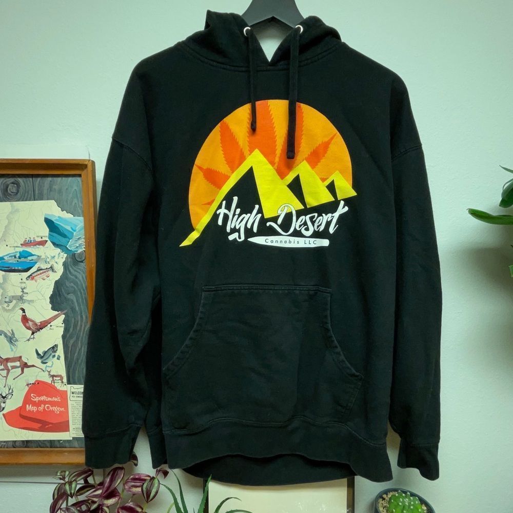 High desert cannabis hoodie. XL
